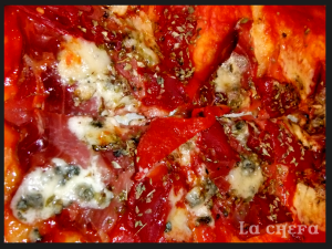 PIZZA JAMÓN Y QUESO AZUL