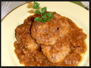 ALBÓNDIGAS DE PESCADO EN SALSA