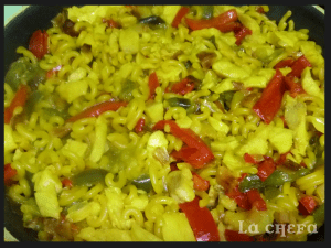 FIDEÚA DE MERLUZA Y PIMIENTOS