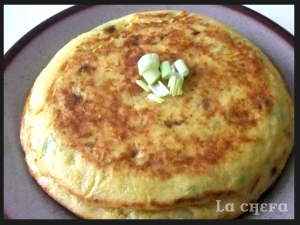 TORTILLA DE PATATAS Y AJETES