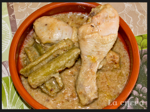 POLLO Y CARDOS EN SALSA DE ALMENDRAS