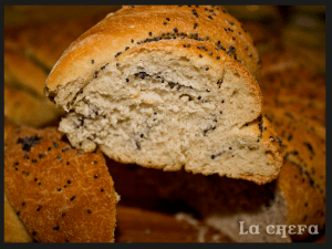 PAN TRENZADO DE SEMILLAS DE AMAPOLA2