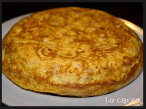 TORTILLA DE PATATAS, PUERRO Y JAMÓN YORK